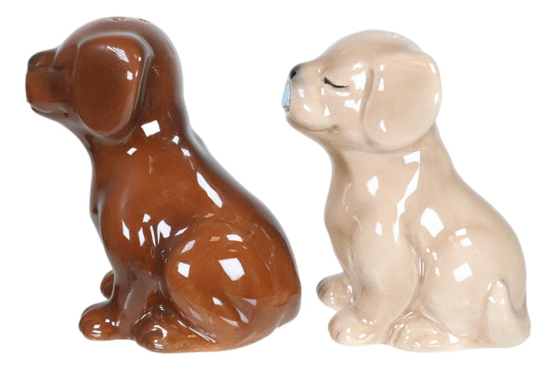 Labrador Puppies Magnetic Salt and Pepper Shakers Set, Blond Chocolate