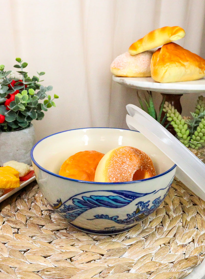 Ebros Set of 2 Ceramic Blue Hokusai Great Wave Portion Meal Bowls 5 Cups Airtight Lid