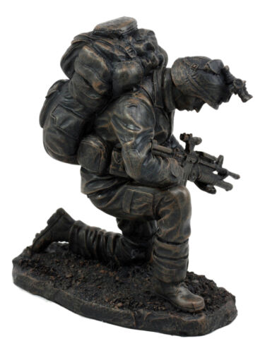 Prayer For Courage Kneeling Soldier Statue Honor & Valor Military Marine Unit
