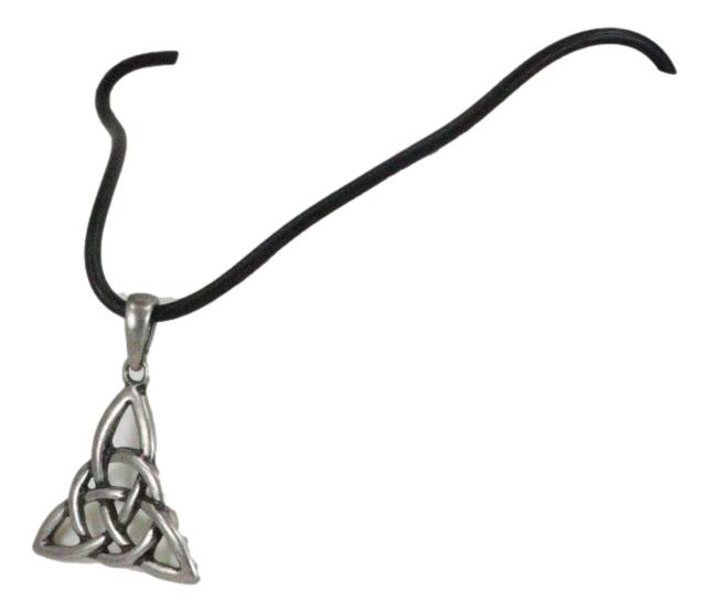 Celtic Trinity Tribal Knotwork Pendant Medallion Necklace Accessory Jewelry