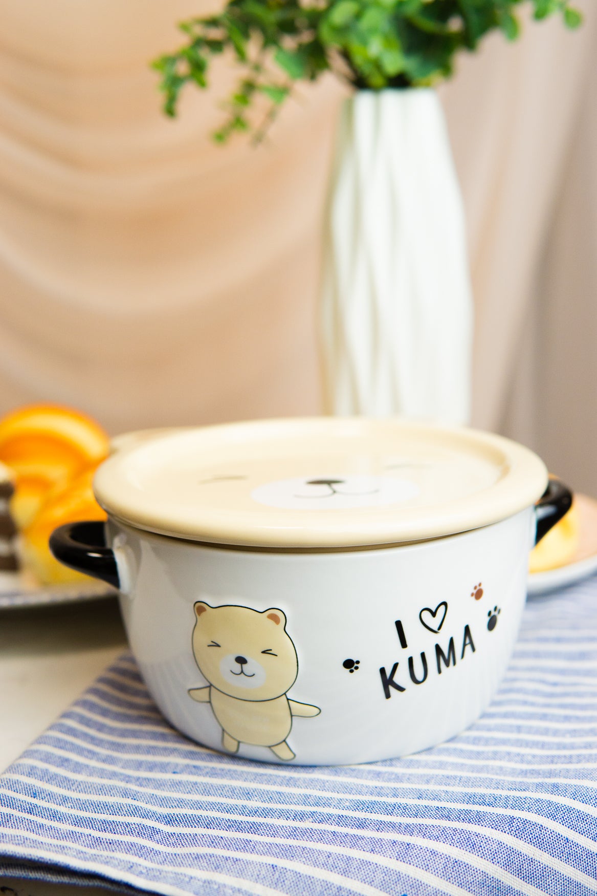 Pack Of 2 Beige Kuma Bear Porcelain Kids Food Bowls 25Oz W/ Condiment Lid Plate
