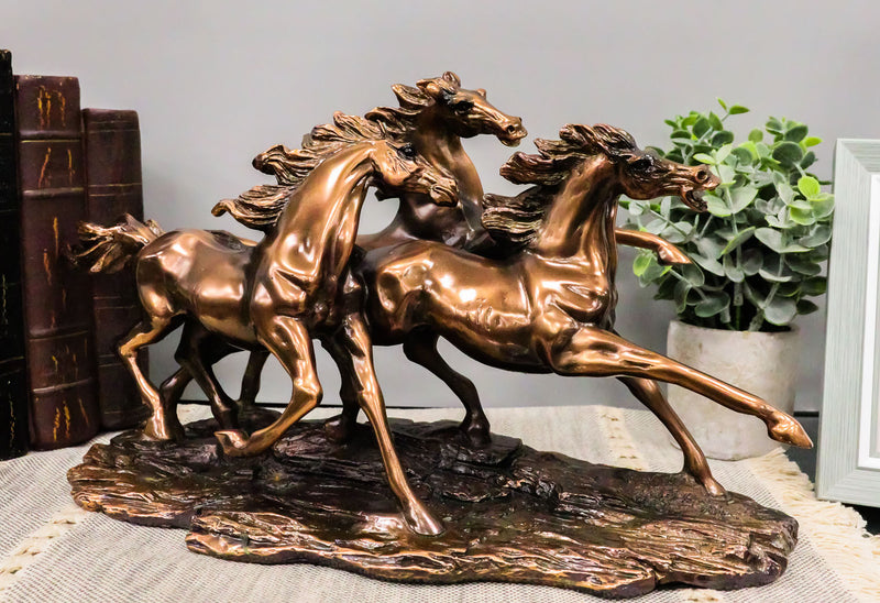 Rustic Western Wild And Free 3 Running Stallion Horses Racing The Wind Figurine