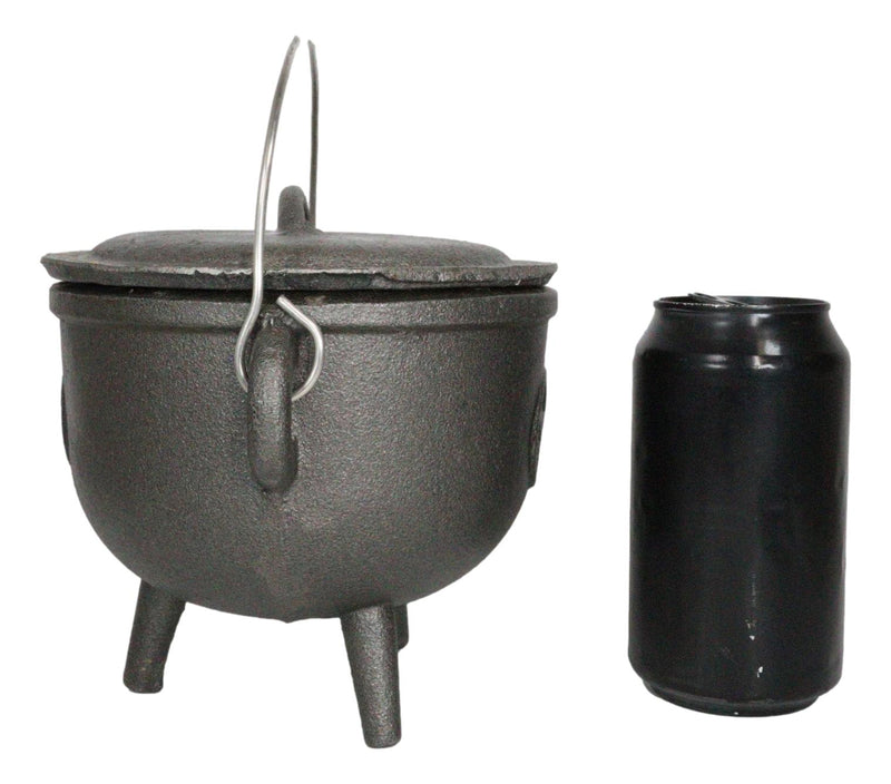 Cast Iron Occult Wicca Pentagram Star In Circle Cauldron With Handle and Lid