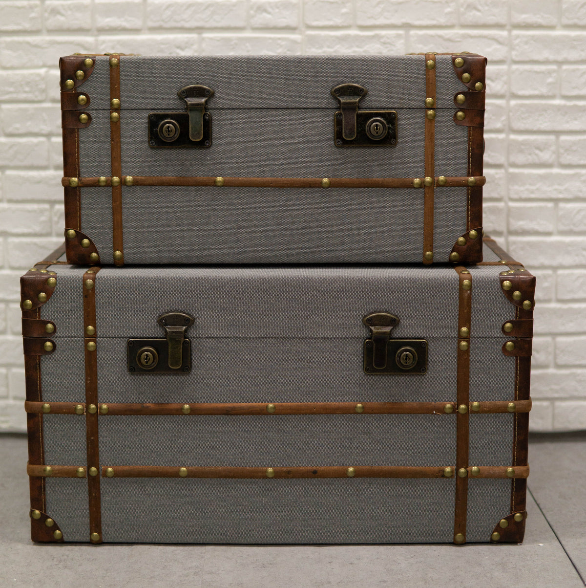 Set Of 3 Stackable Large Wood Vintage Grey Fabric With Leather Trunk Case Boxes