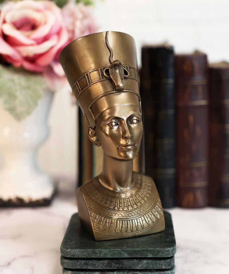 Egyptian Queen Nefertiti With Cobra Crown Piece Bust Statue Decorative Figurine