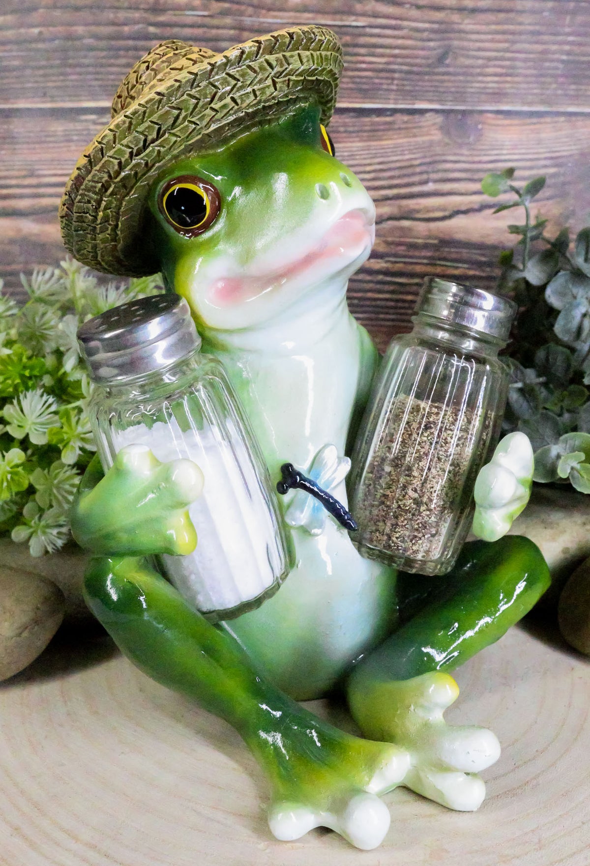 Ebros Green Toad Tree Frog With Sombrero Glass Salt Pepper Shakers Holder Set - Ebros Gift