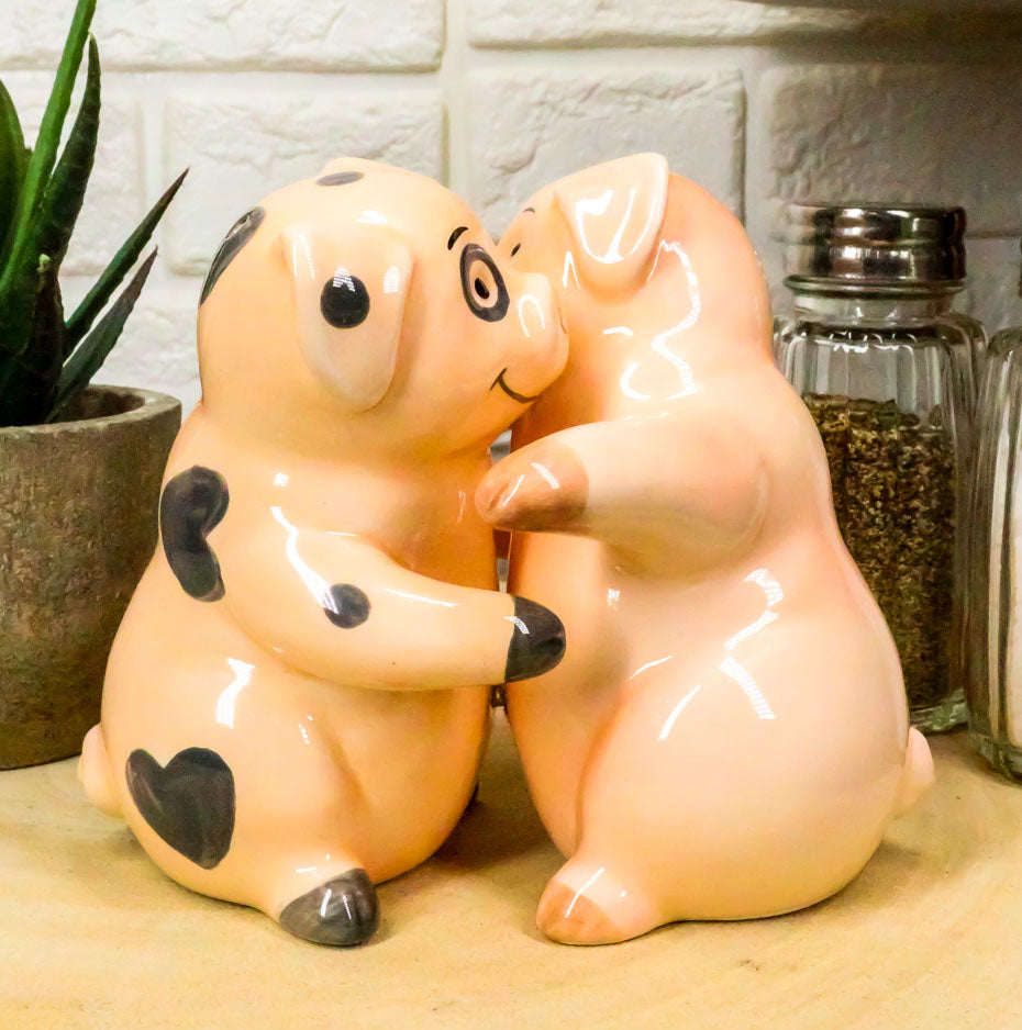Ebros Ceramic Farm Love Babe Porky Pigs Couple Dancing Salt And Pepper Shakers Set