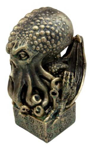 Ebros Ocean Terror The Call of Cthulhu Skull Figurine 7" H Kraken Octopus Statue