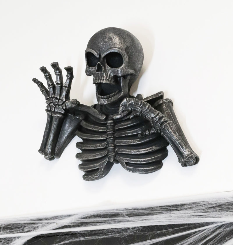 Thriller Graveyard Morbid Clawing Skeleton Wall Decor Dead Skull Hanging Statue