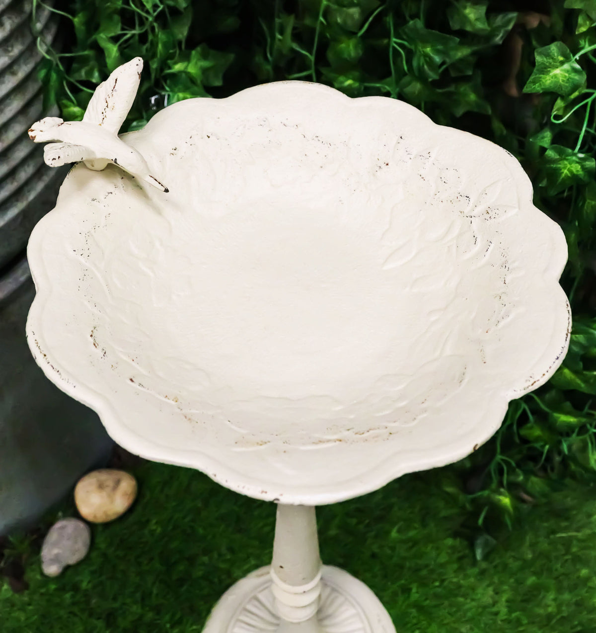 Rustic White Cast Iron Hummingbird Victorian Bird Feeder Bath Garden Statue 23"H