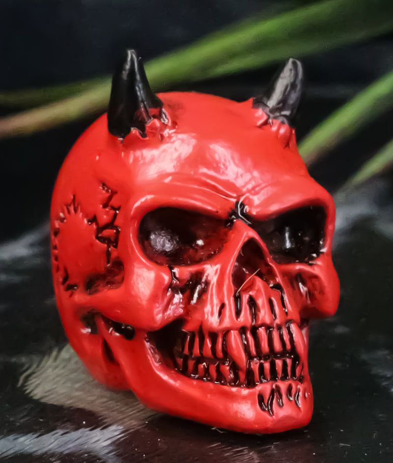 Hell Bent Pit Lord Horned Crimson Blood Red Demon Vampire Mini Skull Figurine