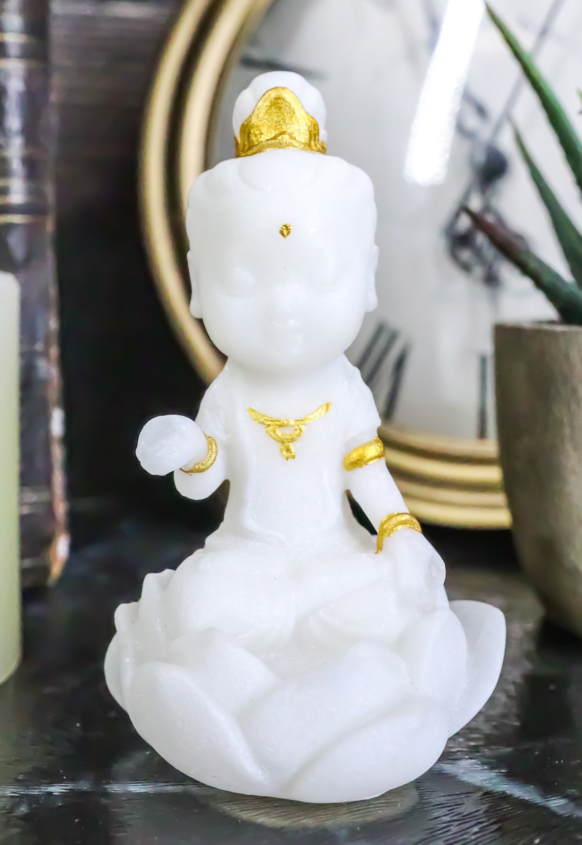 Cultural Art Amitabha Buddha Seated On Lotus Feng Shui Zen Vastu Mini Figurine