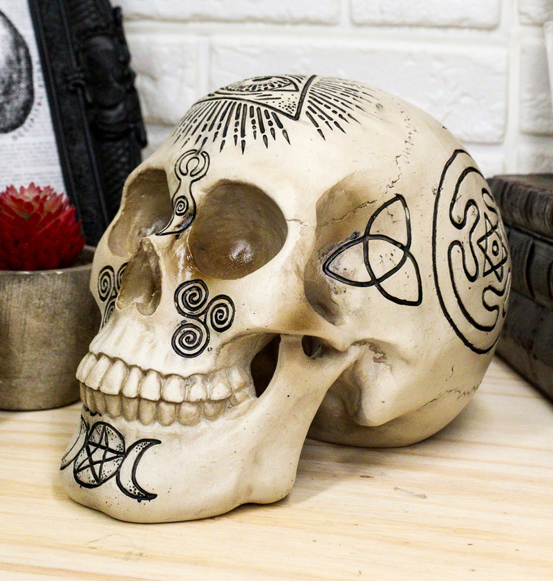 Ebros Eye Of Provision Triple Moon Paranormal Metaphysical Witchcraft Skull Figurine
