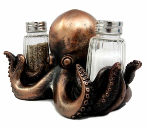 Ebros The Call Of Cthulhu Octopus Salt & Pepper Shaker Set Figurine 7"Long