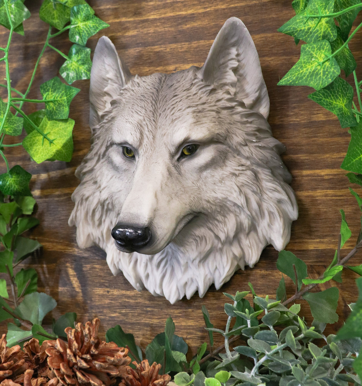 Ebros Direwolf Gray Wolf Mini Wall Decor Timber Wolf Canis Lupus Wall Plaque - Ebros Gift
