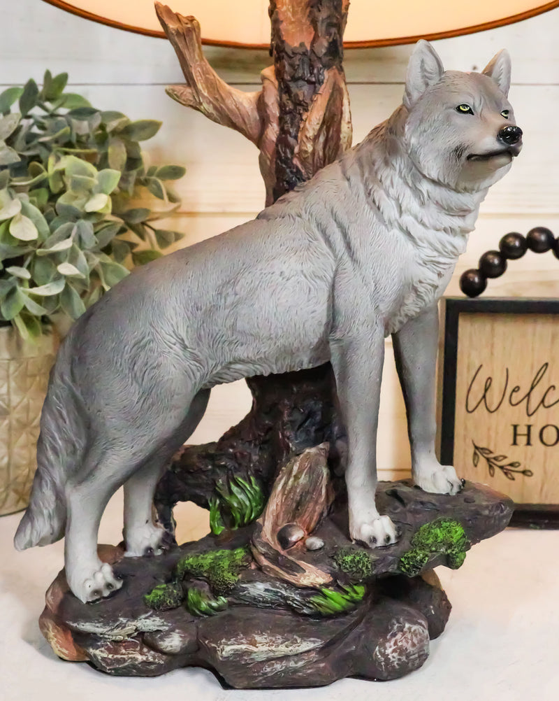 Denizen Of Twilight Lone Gray Wolf Table Desktop Lamp With Forest Shade Decor