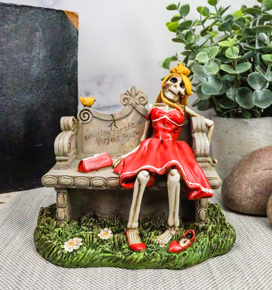Gothic Day Of The Dead Skeleton Lady Waiting For The Perfect Man Statue 5"Long