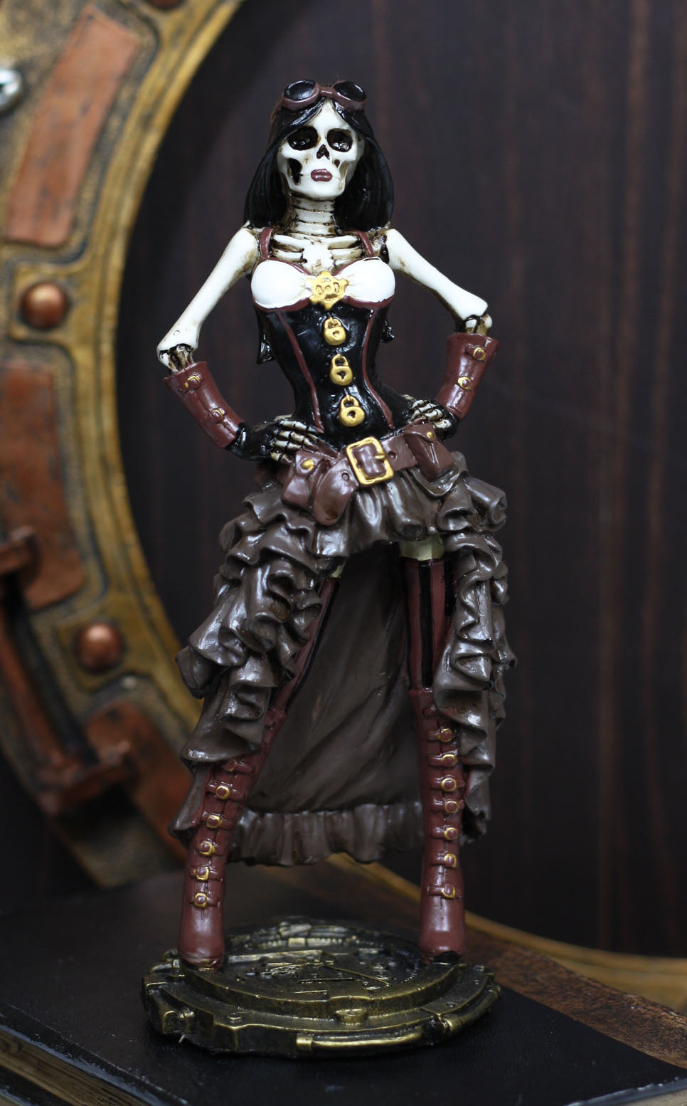 Ebros Gift Steampunk Skeleton Costume Lady Figurine 7.5" H Skeleton Detective Inspector Baroness Sculpture