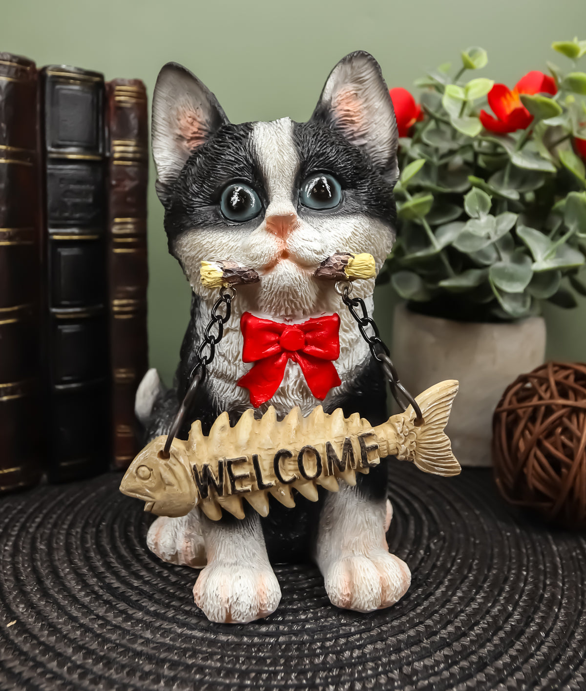 Set of 4 Cats Black White Tabby Grey Kittens With Fish Bones Welcome Figurines