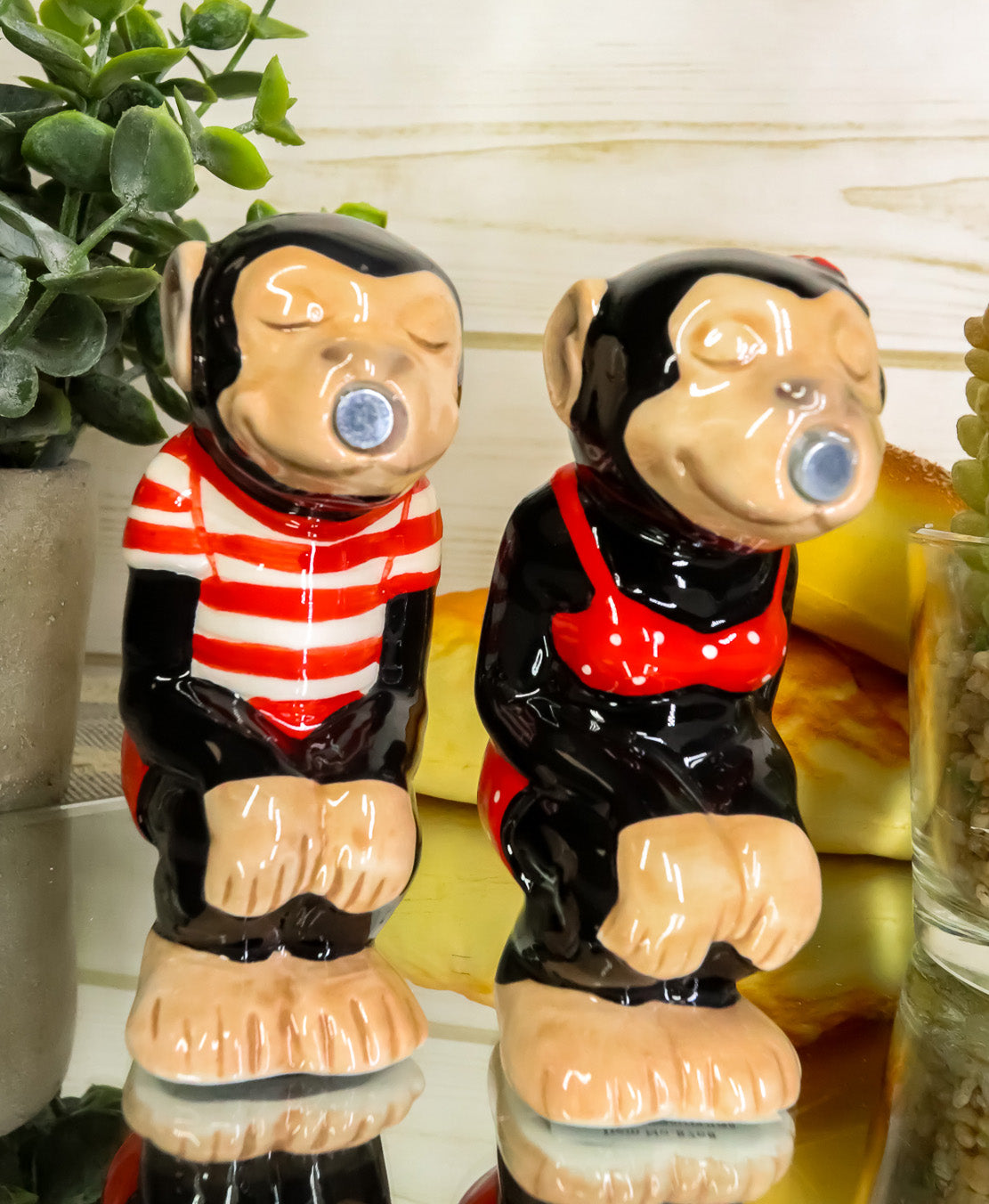 Circus Carnival Red Monkeys Chimpanzees Couple Ceramic Salt Pepper Shakers Set