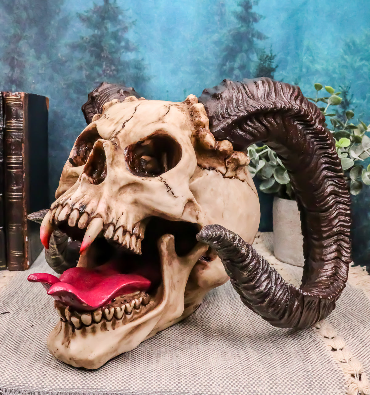 Large Bizarre Demonic Krampus Ram Horned Skull Statue Gothic Figurine Halloween
