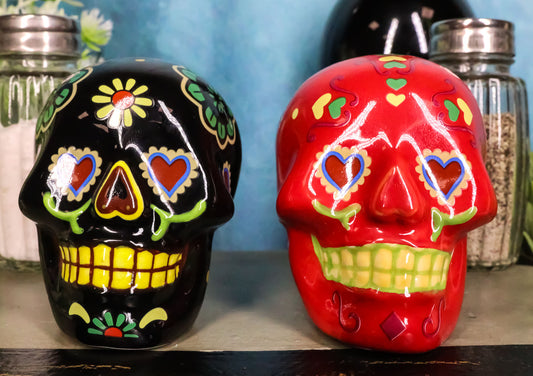 Day Of The Dead Black And Red Floral Sugar Skulls Salt Pepper Shakers Set