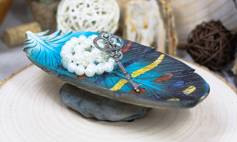 Southwestern American Indian Dreamcatcher Feather Jewelry Dish Tray Figurine