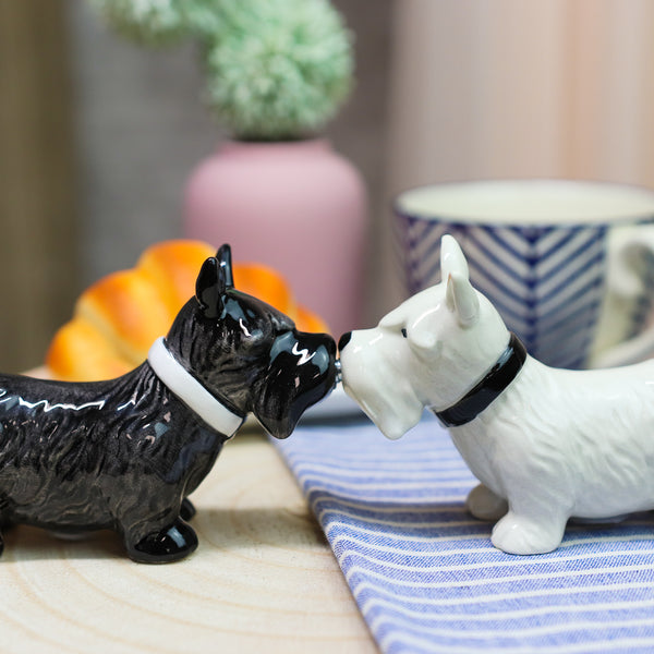 Ebros Kissing Scottie Scottish Terrier Dogs Ceramic Salt And
