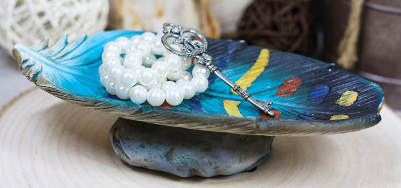 Southwestern American Indian Dreamcatcher Feather Jewelry Dish Tray Figurine