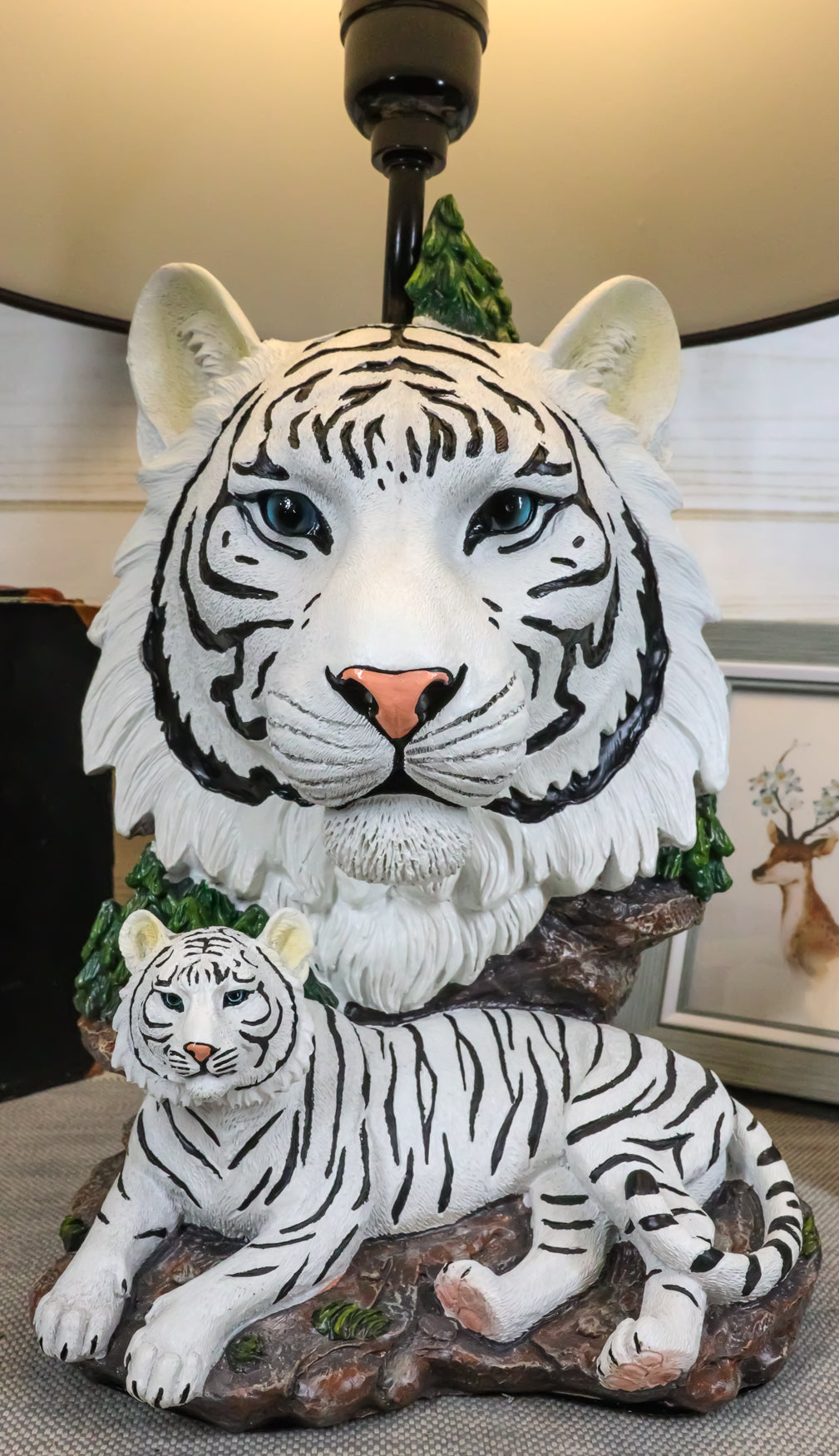 Ebros White Rare Alaskan Tiger Desktop Table Lamp Statue With Black Fabric Shade