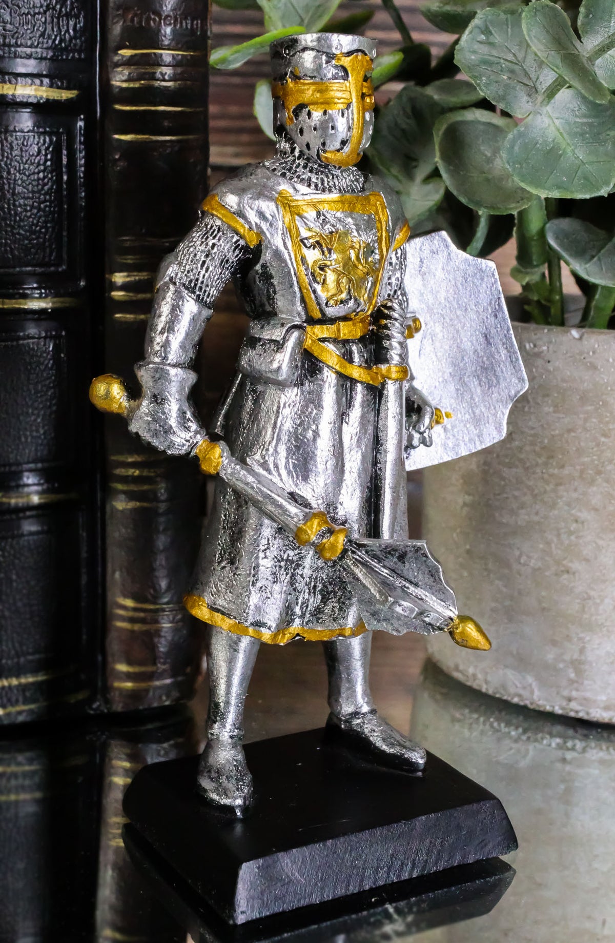Medieval Suit Of Armor Knight With Mace and Heraldry Shield Mini Figurine