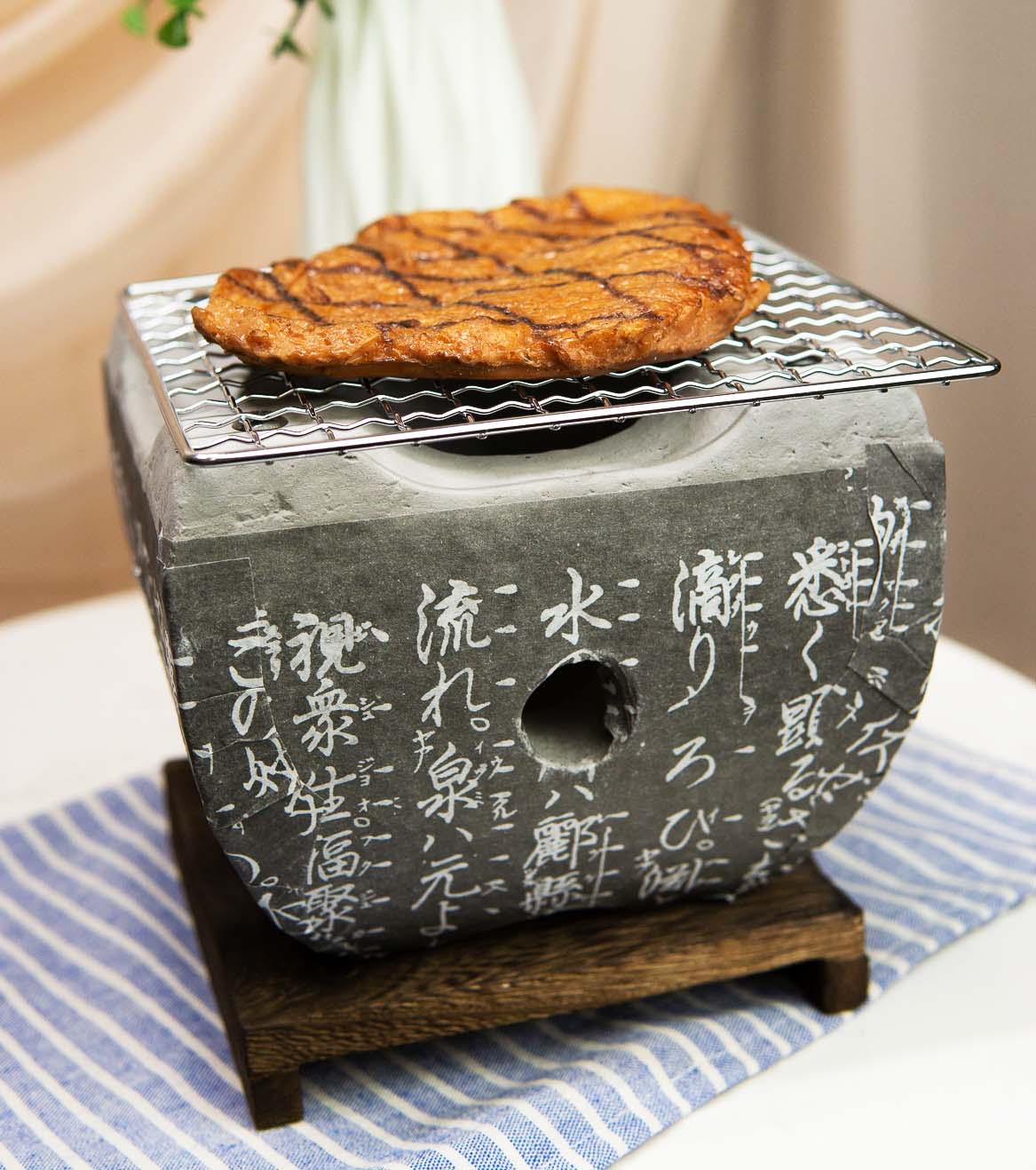 Ebros Japanese Cuisine Tabletop Shichirin Konro Gray Charcoal Grill BBQ Stove W/ Base