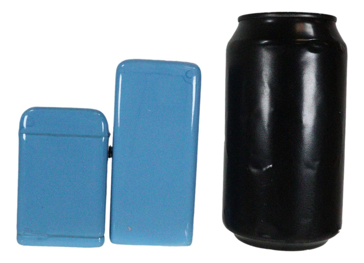 Old Fashioned Vintage Refrigerator And Kitchen Stove Salt And Pepper Shakers Set