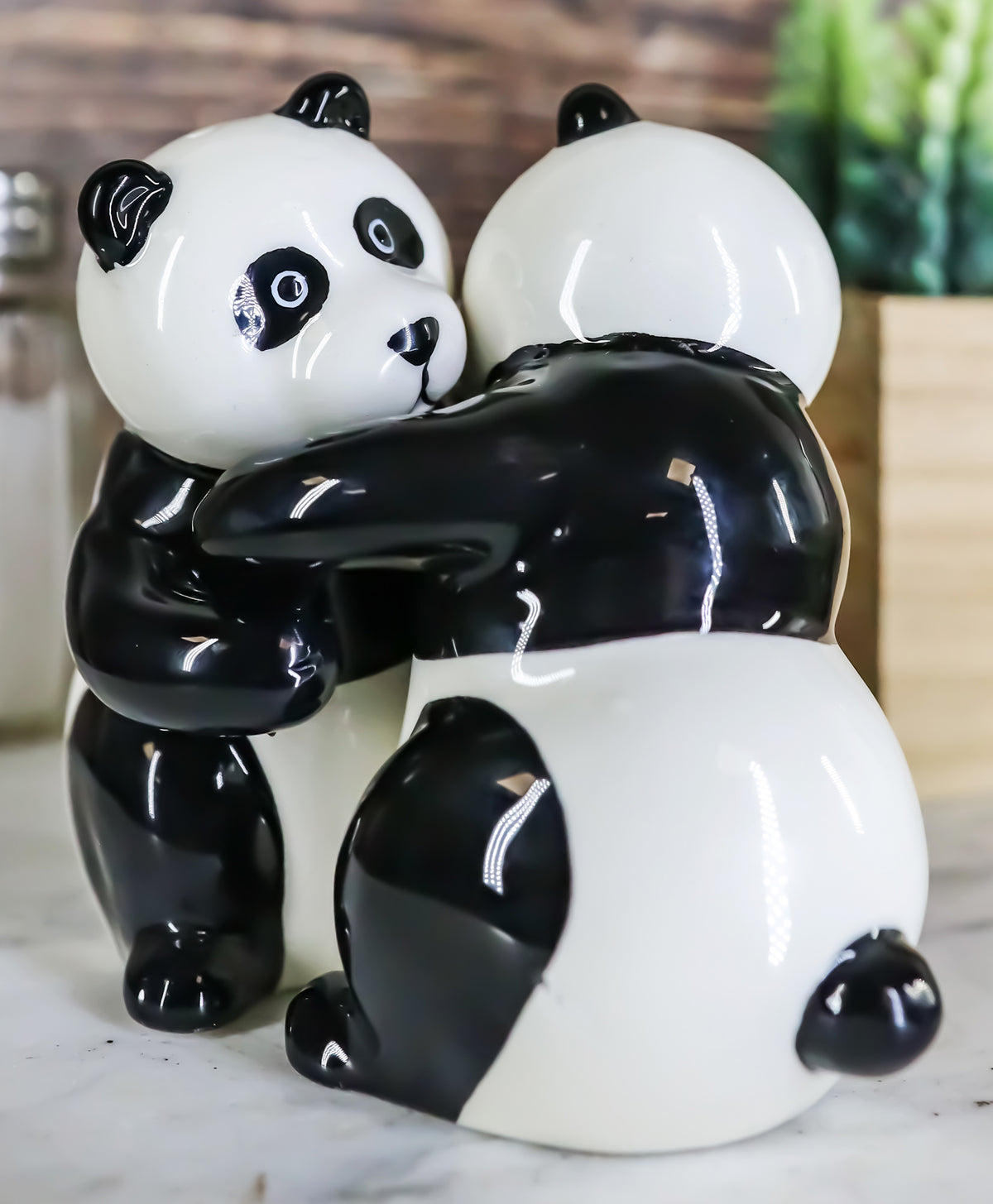 Ceramic Hugging And Dancing Giant Panda Bears Salt And Pepper Shakers Set Decor - Ebros Gift