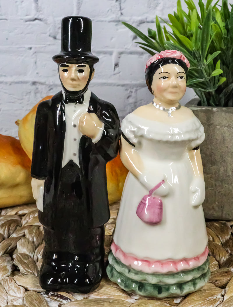 Patriotic American President Abraham Lincoln And Mary Salt Pepper Shakers Set