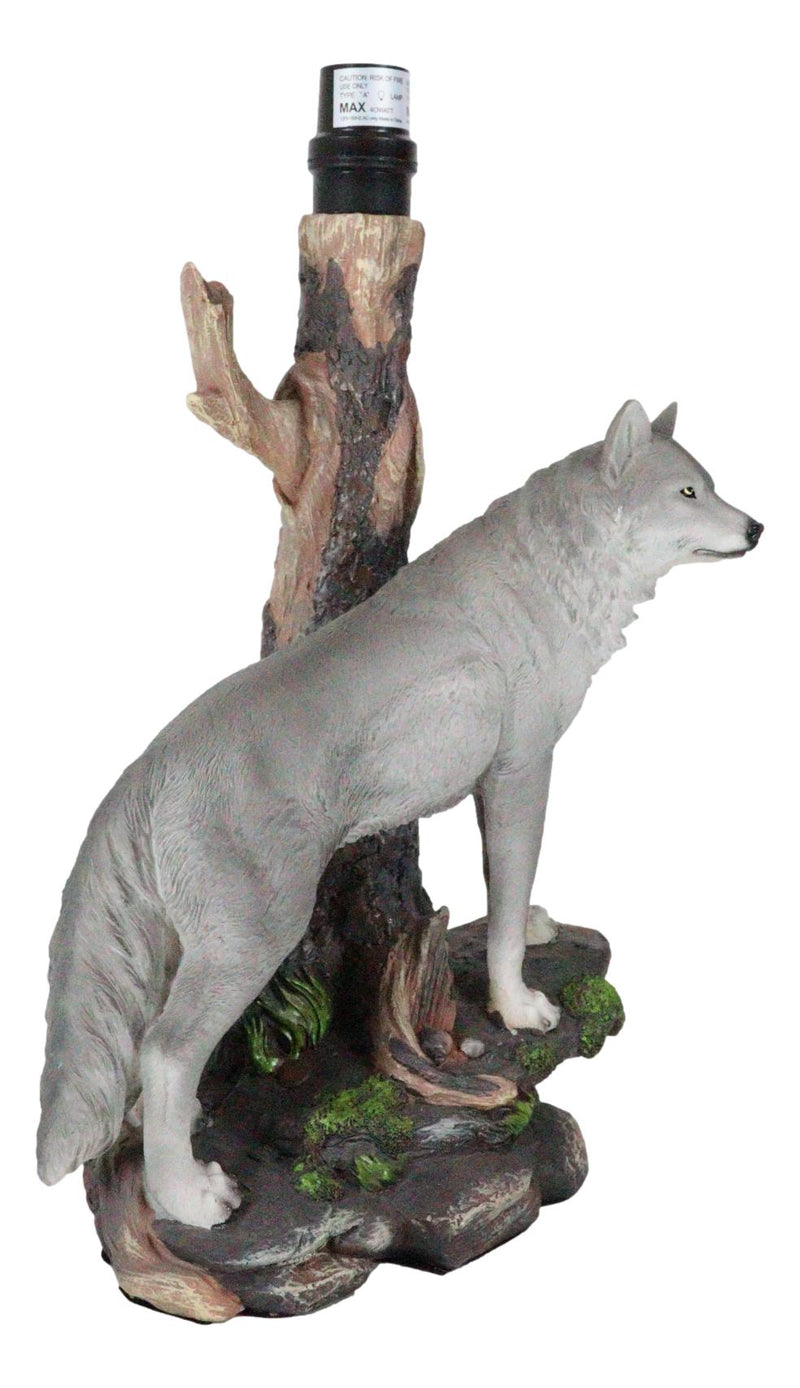 Denizen Of Twilight Lone Gray Wolf Table Desktop Lamp With Forest Shade Decor