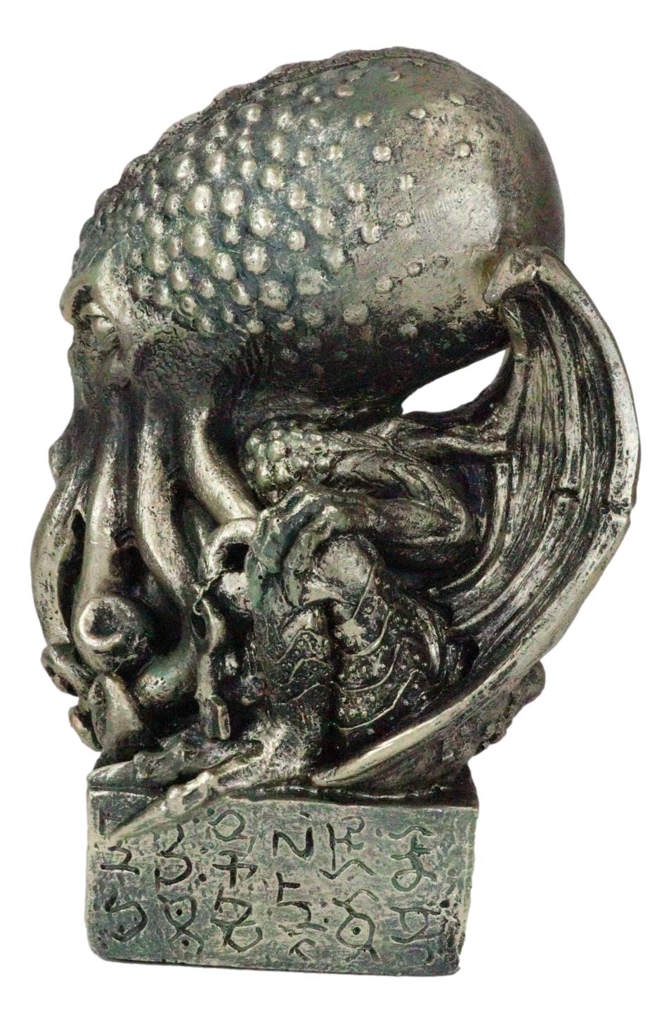 Ebros Ocean Terror The Call of Cthulhu Skull Figurine 7" H Kraken Octopus Statue