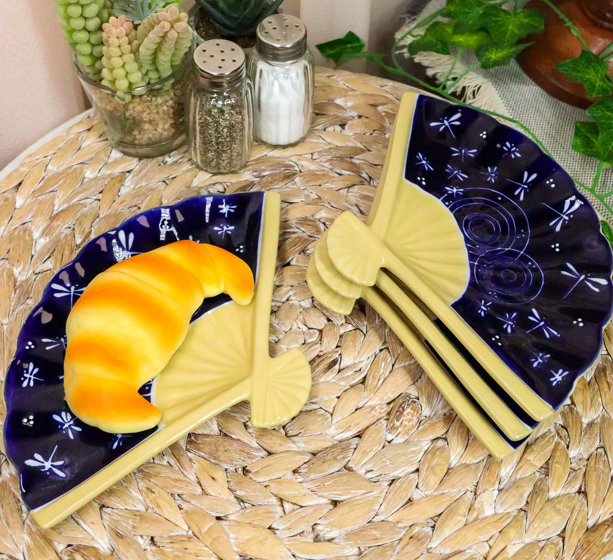 Set Of 4 Blue Ripple Dragonflies Oriental Fan Shaped Appetizer Sushi Plates