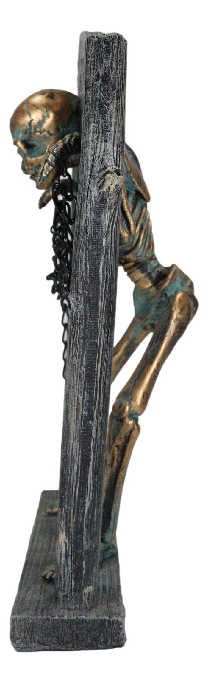 Grinning Skeleton Prisoner Chained At Pillory Keep Calm Scare On Sign Figurine