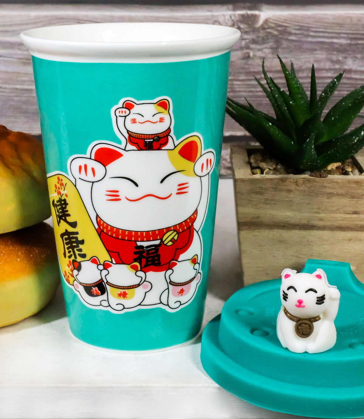 Ebros Gift Lucky Cat Maneki Neko Ceramic Tall Drink Mug Cup With Silicone Lid (Green)